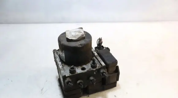 Ford Focus ABS Pump 5WK84103