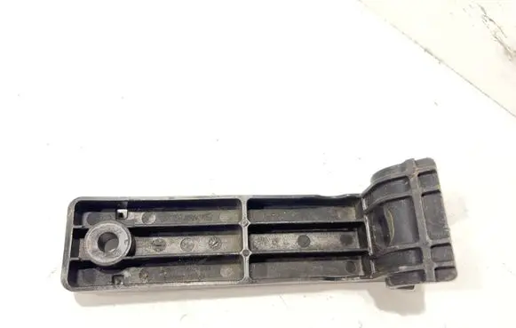 Opel Mokka Radiator mount bracket 96966823