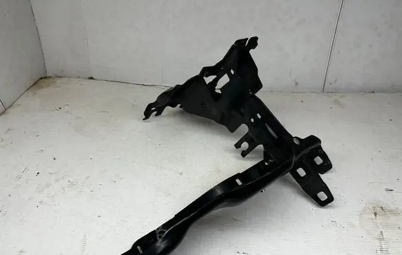 BMW 7 G11 G12 Headlight/headlamp mounting bracket 7375326
