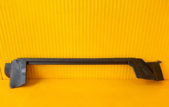 Tesla Model 3 Rubber seal rear door 109050400F