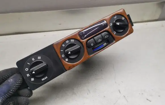 KIA Carnival Climate control unit K55A 91101078
