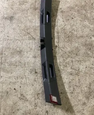 Mercedes-Benz C W204 Tailgate/boot cover trim set A2047400772