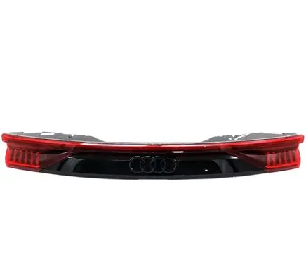 Audi Q8 Tailgate rear/tail lights 4M8945095S