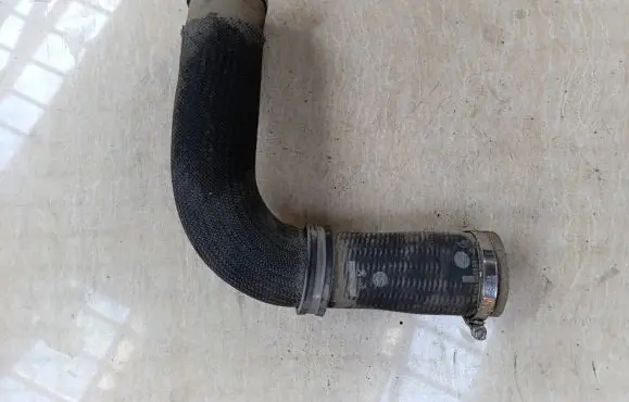 Peugeot 208 Intercooler hose/pipe 9675348580