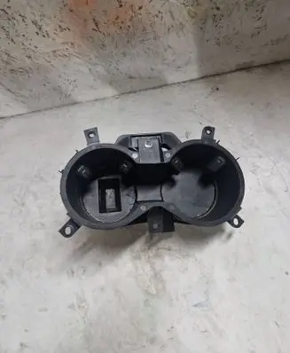 Ford Mustang VI Cup holder front FR3B63045P28A