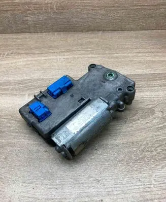 Audi A4 S4 B5 8D Sunroof motor/actuator 8D0959591 0390201532
