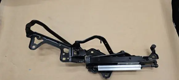 Volvo C70 Convertible roof hinge 31256553
