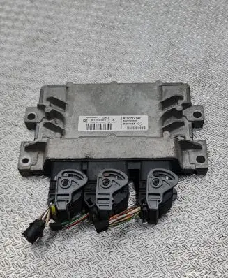 Renault Twingo II Engine control unit/module 8200774747 8200700695 S120200113A