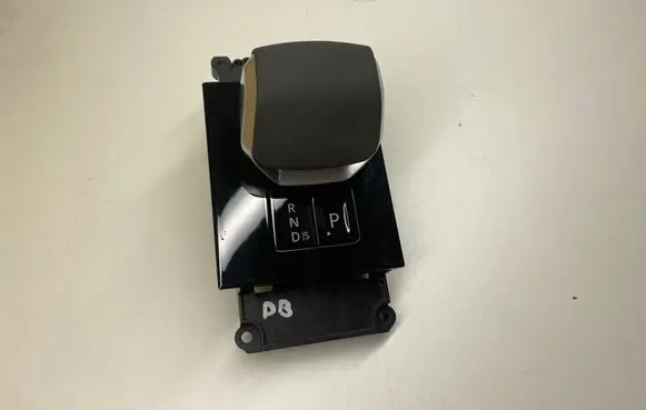 Jaguar F-Type Gear selector M8A2046C34A 108763908C