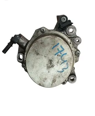 Ford Mondeo MK V Vacuum pump 9674192280