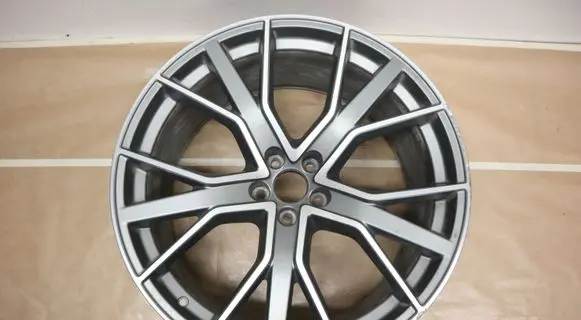 Audi Q7 4M R22 alloy rim 4M0601025CS 4M0601025CP