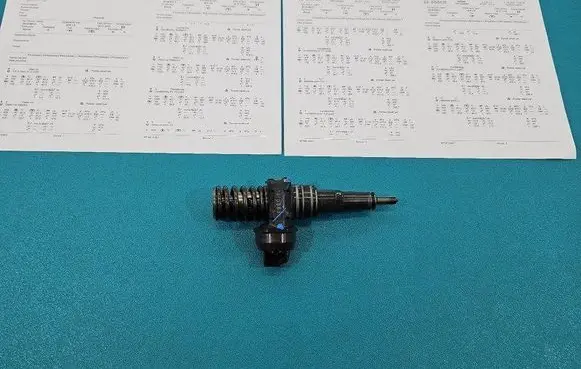 Skoda Octavia Mk2 (1Z) Fuel injector 0414720313 IMPRK1410863