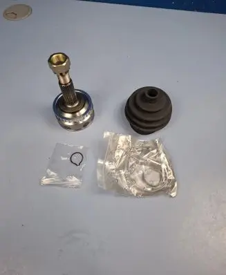 Opel Astra F Driveshaft outer CV joint 90334947 374175