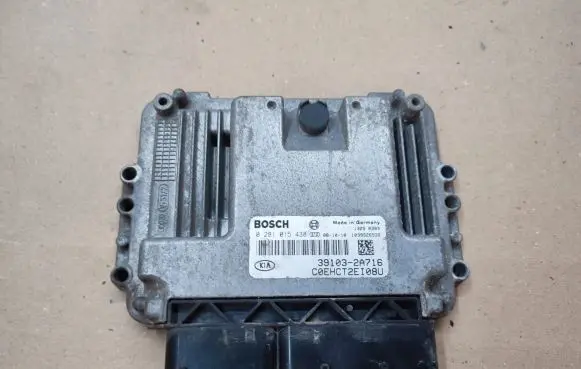 KIA Ceed Engine control unit/module 391032A716