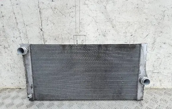 BMW 5 F10 F11 Coolant radiator 8509176 17118509176 X0008001