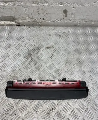 BMW 5 GT F07 Third/center stoplight 7236015