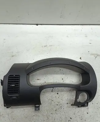 Nissan Navara D40 Dashboard trim 682355 1050411
