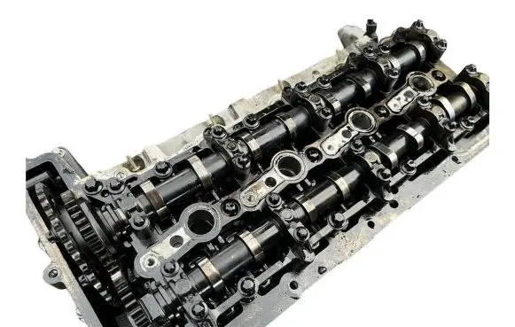 Mini One - Cooper F56 F55 Engine head 8576293 7818897 72368967