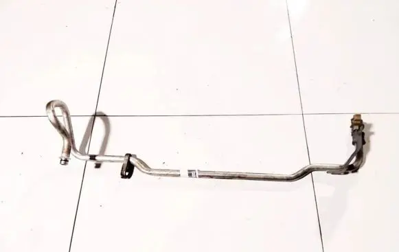 Nissan Pathfinder R51 Fuel line pipe 92450eb500
