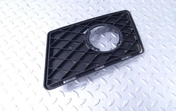 Mercedes-Benz GLK (X204) Front fog light trim/grill A2048853723 2048853723