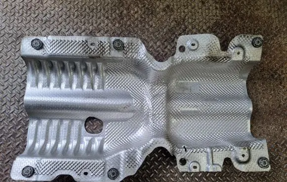 Audi Q3 F3 Exhaust heat shield 5QA825613E
