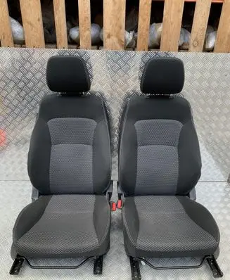 Suzuki Vitara (LY) Seat set 