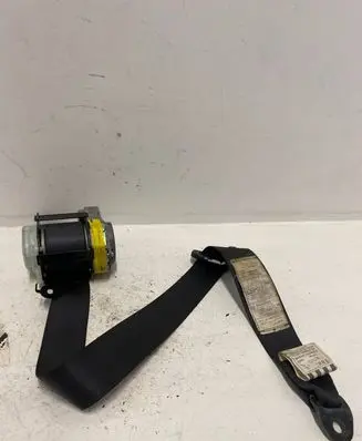 Lexus IS 220D-250-350 Rear seatbelt 1036997 A7X01