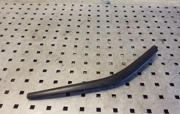Ford Focus Front door interior handle trim BM51A24184B