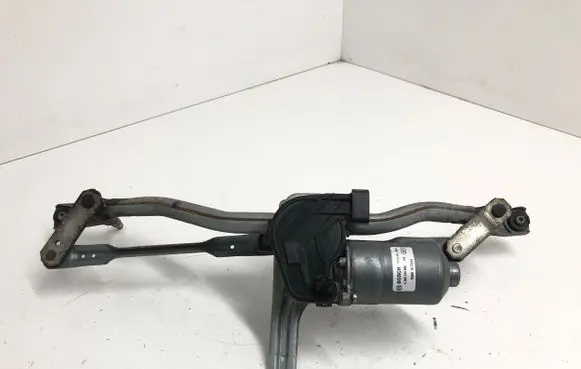 Opel Vivaro Front wiper linkage and motor 0390243508