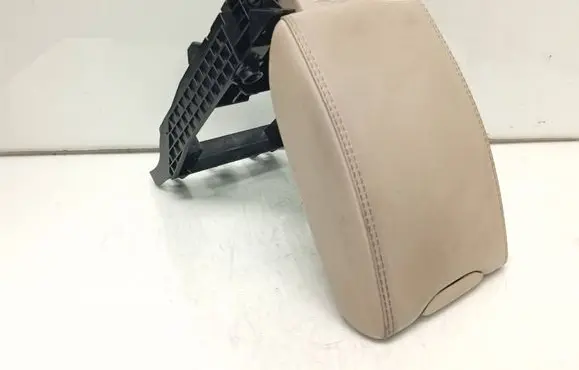 Volvo S60 Armrest 39867048