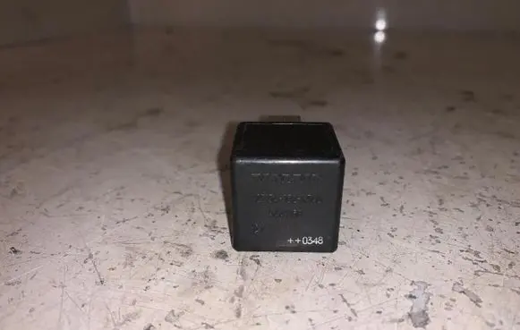 Volvo V70 Other relay v23134j52x346 D1714