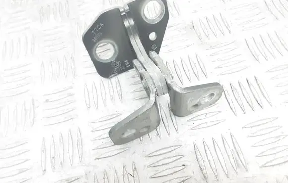 Chrysler Pacifica Front door lower hinge 1120038 772A