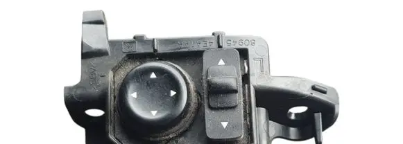 Nissan Qashqai Wing mirror switch 809454e1aa