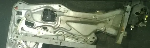 Renault Laguna I Sliding door window regulator with motor 7701672409 099400