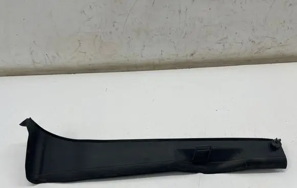 Fender end trim