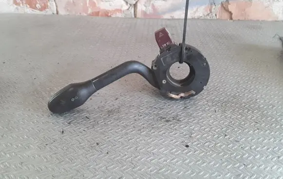 Volkswagen Golf III Indicator stalk