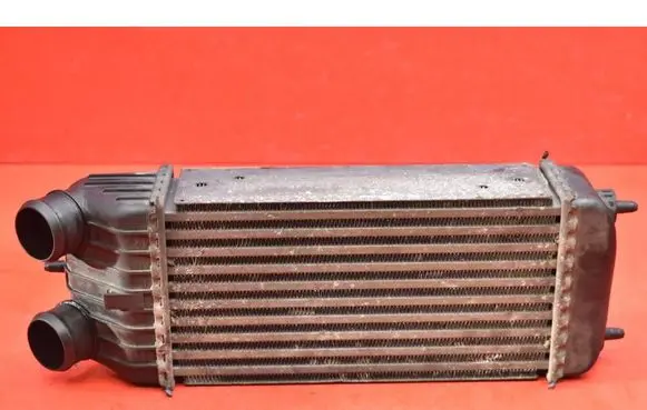Peugeot 207 CC Intercooler radiator 9651184880