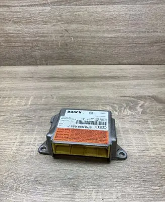 Audi A3 S3 8P Airbag control unit/module 8P0959655F 0285001482
