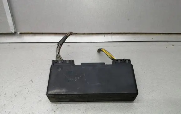 Mercedes-Benz E W124 Light module LCM 1265420332