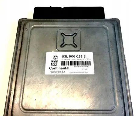 Volkswagen Golf VI Engine control unit/module 03L906023B 5WP42899AA