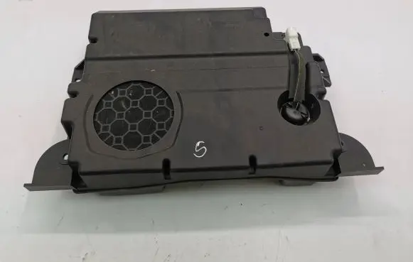 Honda CR-V Subwoofer speaker 81500T1GE834 201609020480