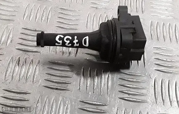 Volvo V50 High voltage ignition coil 8677837