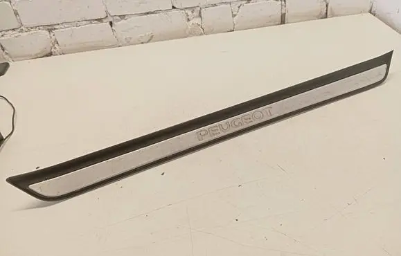 Peugeot 607 Front sill trim cover 9629149577