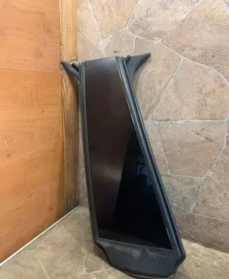 BMW 6 G32 Gran Turismo (B) pillar trim (top) 7392382