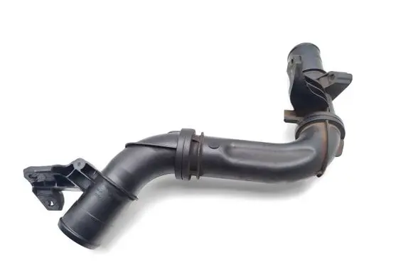 Opel Vivaro Intercooler hose/pipe 144601915R 93867721
