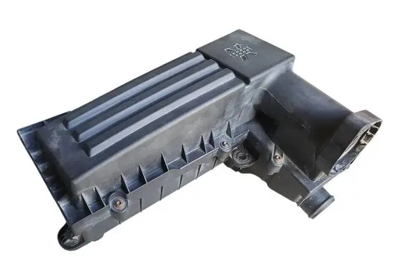 Air filter box