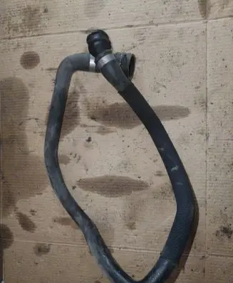 BMW 5 F10 F11 Engine coolant pipe/hose 7811984