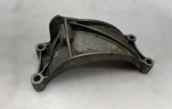 Audi A6 S6 C7 4G Generator/alternator bracket 06E903143D