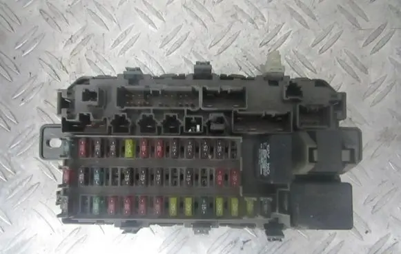 Honda CR-V Fuse box set 38600s04g1 38600-s04-g1