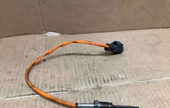 Ford Focus Exhaust gas temperature sensor 6M5112B591EA